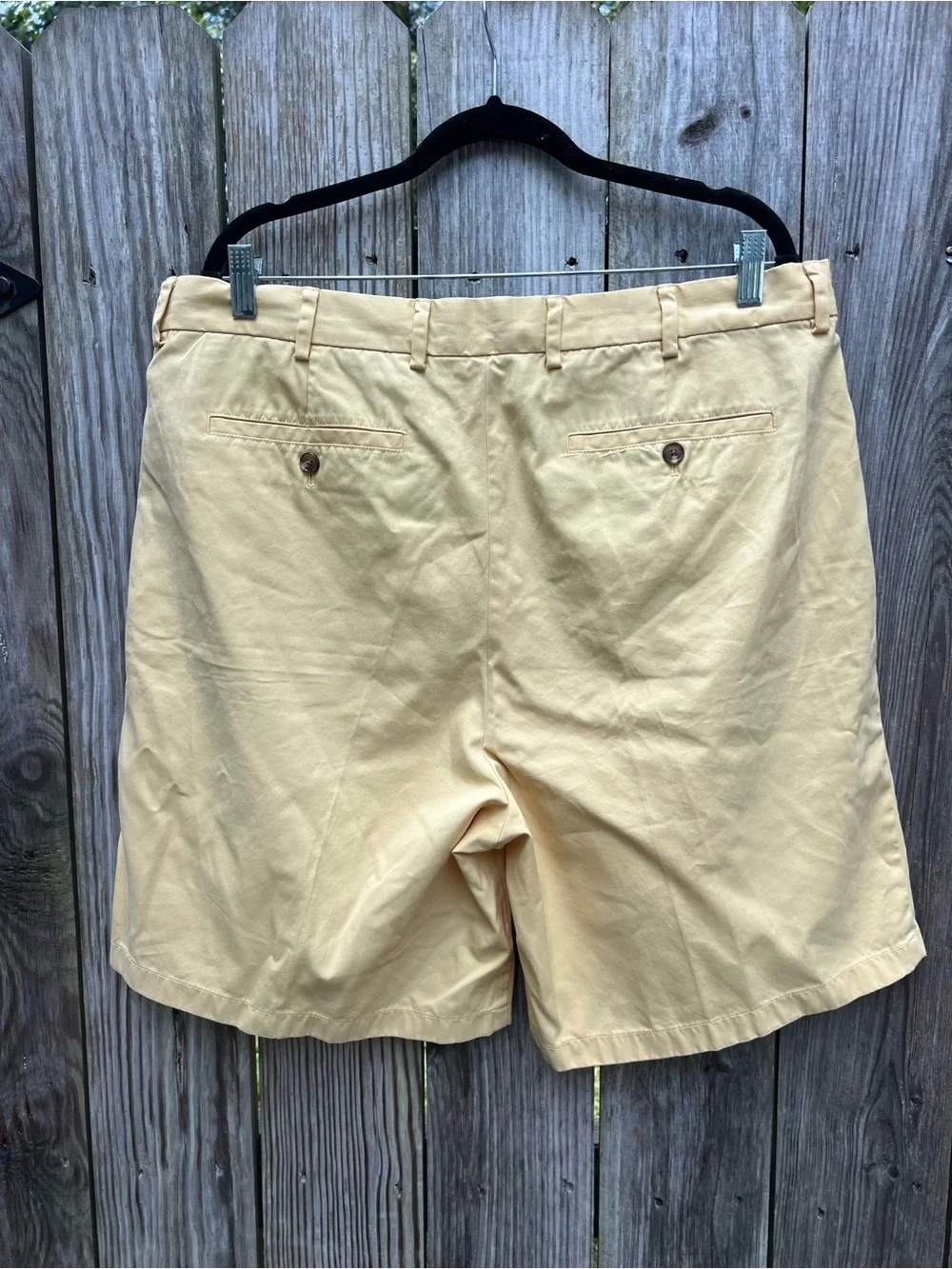 TALBOTS MENS Pleated Khaki Tan Shorts Mens Waist 38